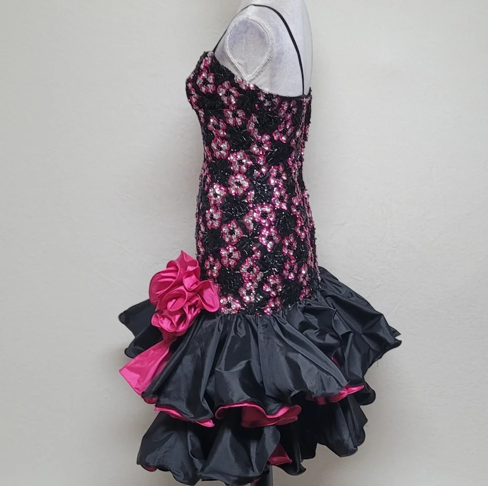 80s Vintage Alyce Designs Black Pink Sequin Floral Ruffle Bustier Mini Dress 6 - Picture 8 of 13